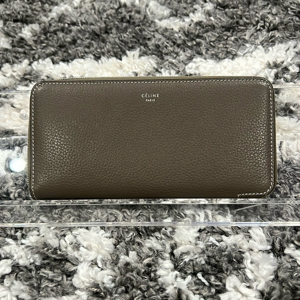 Authentic Celine Calfskin Leather Gray Continental Zipper Wallet Yellow Interior